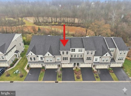 326 Redbud Ln, KENNETT SQUARE, PA, 19348-1584 | Card Image