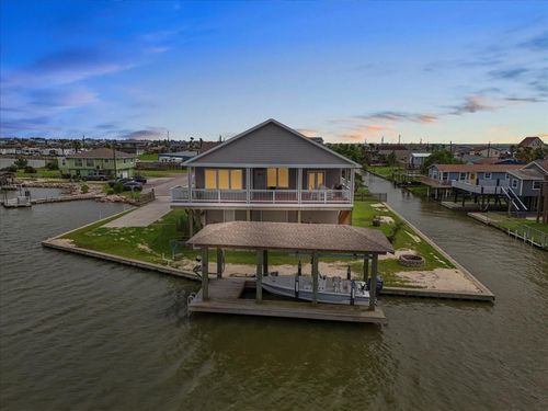 7014 Terrasso Dr, Hitchcock, TX, 77563-2524 | Card Image