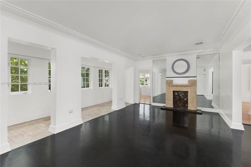 apt-3-735 14th Pl, Miami Beach, FL, 33139-8016 | Card Image