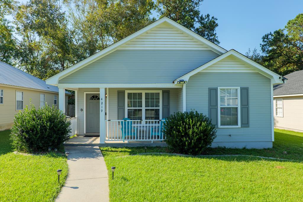 Hamilton Cir, Valdosta, GA 31605
