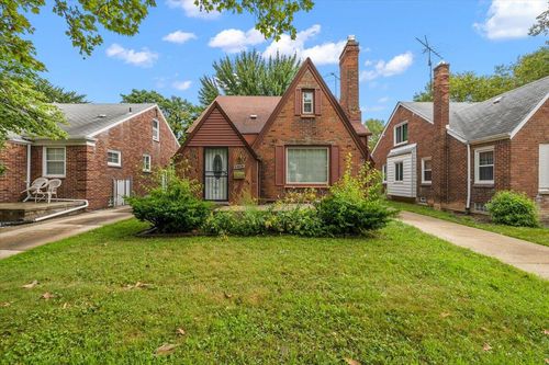5910 Hillcrest St, Detroit, MI, 48236-2108 | Card Image