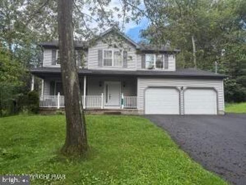 4186 Devon Dr, Tobyhanna, PA, 18466-8215 | Card Image