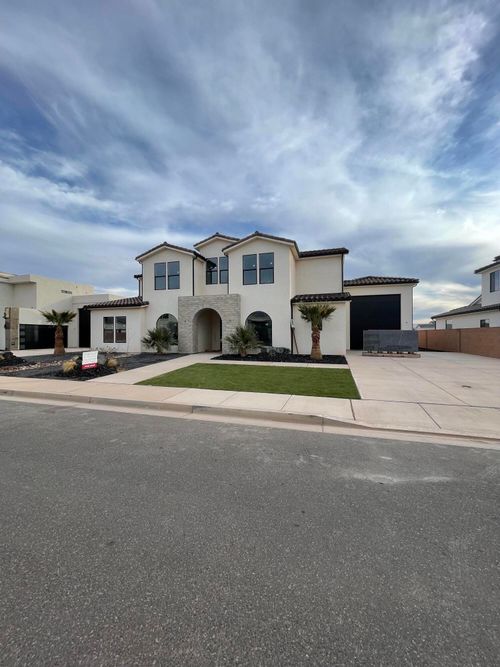 3114 E 2110 S, St. George, UT, 84790-2384 | Card Image