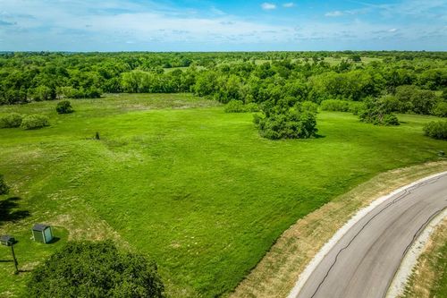 424 Brazos Ct, Caldwell, TX, 77836 | Card Image