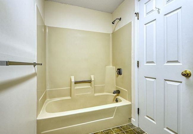 1 Wesley Rd, Condo with 4 bedrooms, 2 bathrooms and null parking in Keene NH | Image 32