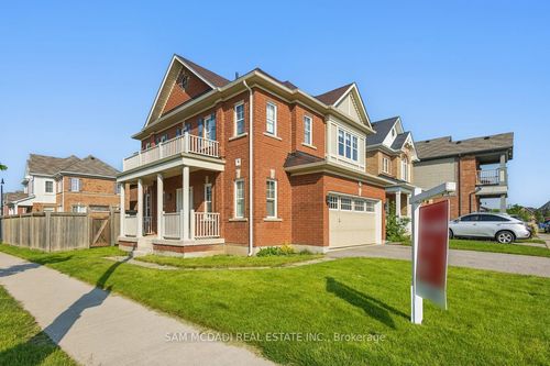 2 Giltspur Rd, Brampton, ON, L7A0Y9 | Card Image