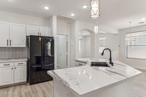 35314 N 31st Ave, Phoenix, AZ, 85086-2135 | Card Image