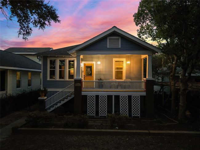 3610 Avenue P 1/2, House other with 3 bedrooms, 2 bathrooms and null parking in Galveston TX | Image 42