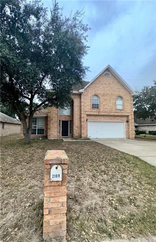 2109 Umar Ave, McAllen, TX, 78504-5662 | Card Image