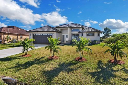 3303 3303. 16th Street W, LEHIGH ACRES, FL, 33971 | Card Image