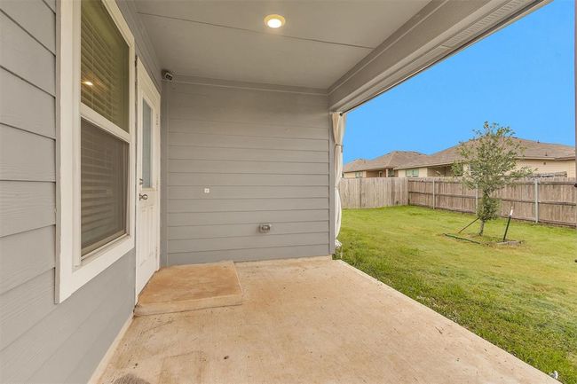 127 Barton Creek Dr, House other with 4 bedrooms, 2 bathrooms and 2 parking in Huntsville TX | Image 35
