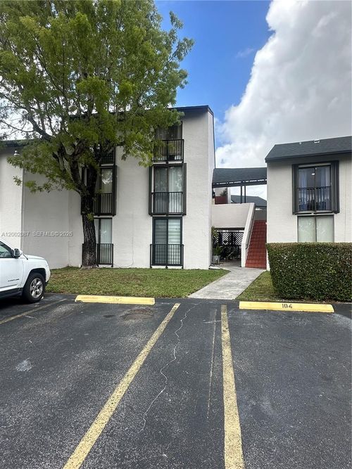 203-6795 Sw 132nd Ave, Miami, FL, 33183 | Card Image