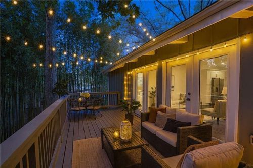2138 Drew Valley Rd Ne, Brookhaven, GA, 30319-3918 | Card Image