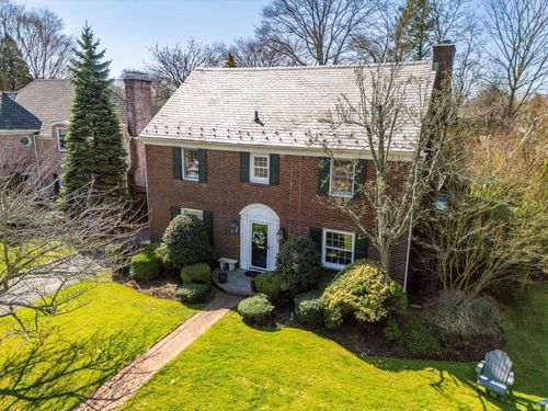 54 Roxen Rd, Rockville Centre, NY, 11570-1513 | Card Image