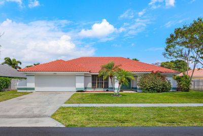 2057 Amesbury Circle, House other with 3 bedrooms, 2 bathrooms and null parking in Wellington FL | Image 1