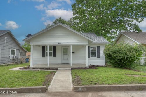 320 S Forest Ave, Joplin, MO, 64801-1724 | Card Image