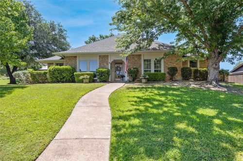 7761 Skylake Dr, Fort Worth, TX, 76179-2823 | Card Image