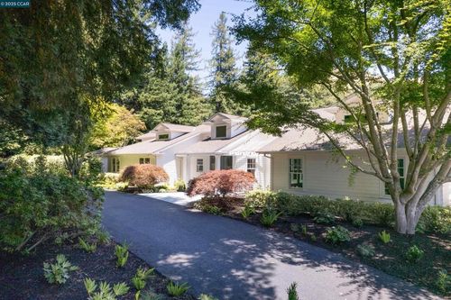 3828 Happy Valley Rd, Lafayette, CA, 94549-2425 | Card Image