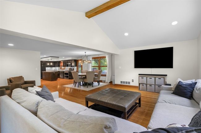 2616 Cedarvue Dr, House other with 4 bedrooms, 4 bathrooms and 2 parking in Pittsburgh PA | Image 18