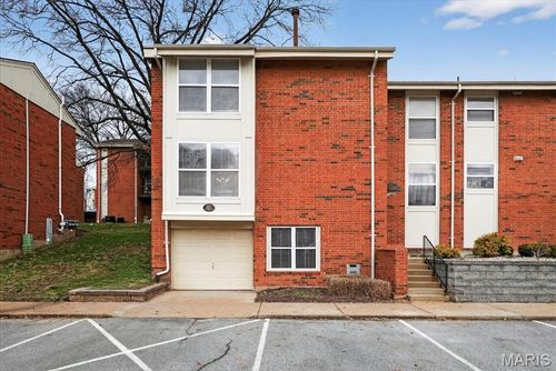 1977-1977 Hunting Lake Ct, Saint Louis, MO, 63122-5218 | Card Image