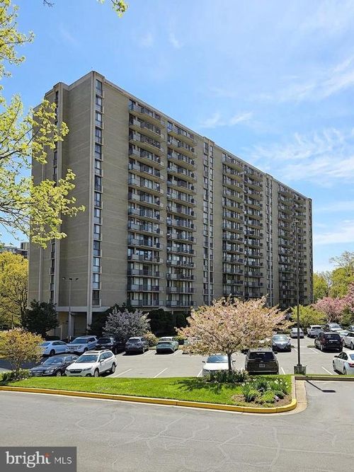 516-6100 Westchester Park Dr, COLLEGE PARK, MD, 20740-2845 | Card Image