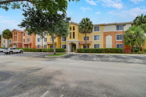 2108-6769 Heritage Grande, Boynton Beach, FL, 33437-7935 | Card Image