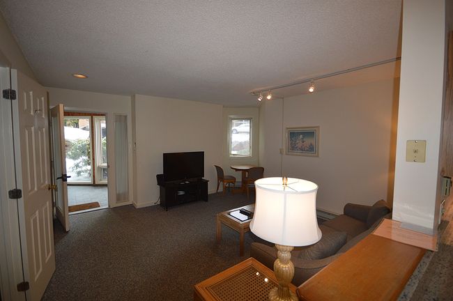 17B - 9 Mountain Sun Way, Condo with 3 bedrooms, 4 bathrooms and null parking in Waterville Valley NH | Image 9