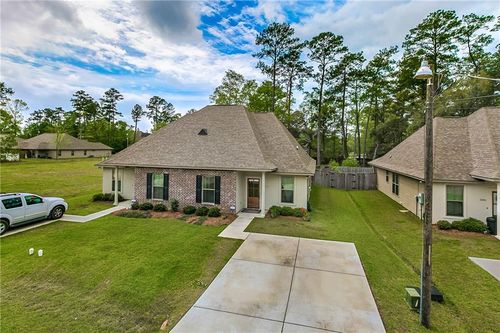 2240-2242 10th Street, Mandeville, LA, 70448 | Card Image