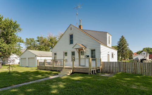 106 Sw Commerce St, Adams, MN, 55909-5004 | Card Image