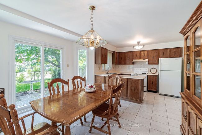 10 Polygon Crt, House other with 4 bedrooms, 3 bathrooms and 4 parking in Brampton ON | Image 12
