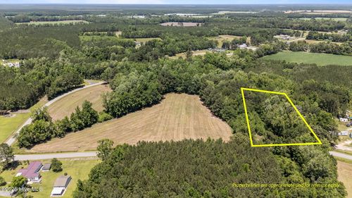 490 Newtown Loop Rd, Atkinson, NC, 28421-9562 | Card Image