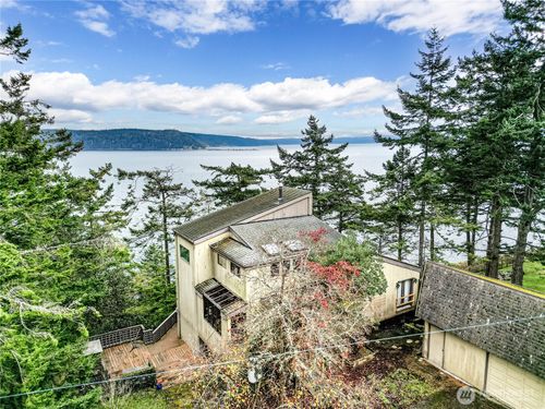 301 Discovery Way, Sequim, WA, 98382-8636 | Card Image