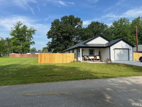 148 8th St Sw, Linton, IN, 47441-6621 | Card Image