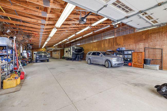6 Vehicle Space or Additional Stables | Image 15