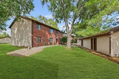 apt-4-1302 Christopher Cir, Urbana, IL, 61802-1259 | Card Image