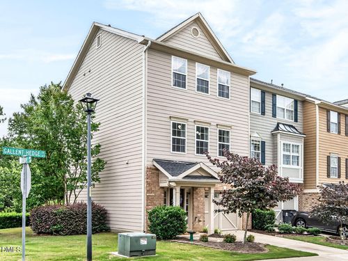 100 Gallent Hedge Trl, Apex, NC, 27539-6506 | Card Image