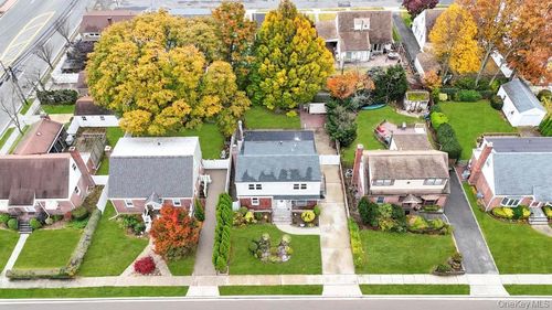 5 Edward Ave, Hicksville, NY, 11801-5244 | Card Image