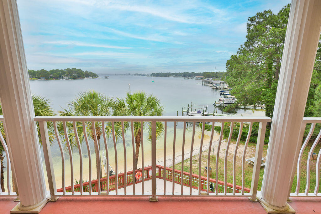 Residential in Fort Walton Beach 4