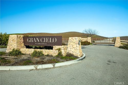 3978 Caroline Ct, Paso Robles, CA, 93446-7067 | Card Image