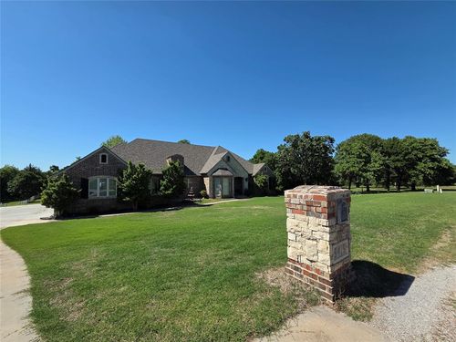 5415 Midway Dr, Newalla, OK, 74857-3021 | Card Image
