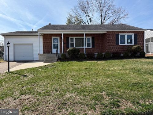 1802 Township Rd, WILMINGTON, DE, 19804-4021 | Card Image