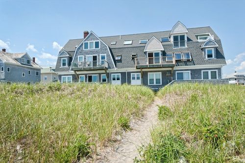 apt-3-175 Beach Ave, Hull, MA, 02045-2150 | Card Image
