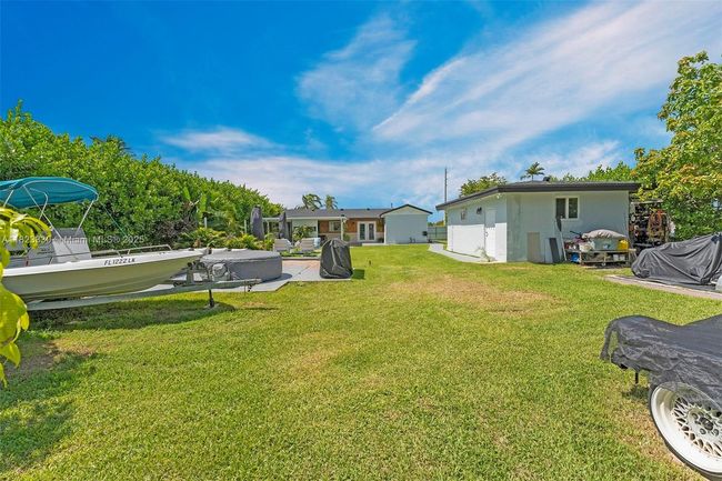 10371 Sw 146 Th St, House other with 5 bedrooms, 3 bathrooms and null parking in Miami FL | Image 42