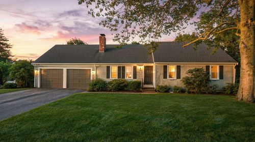 50 Eldredge Sq S, Chatham, MA, 02633-2053 | Card Image