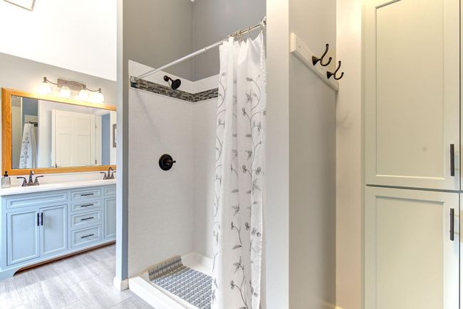 23-web-or-mls-_NEW9392_3_4.jpg | Image 23