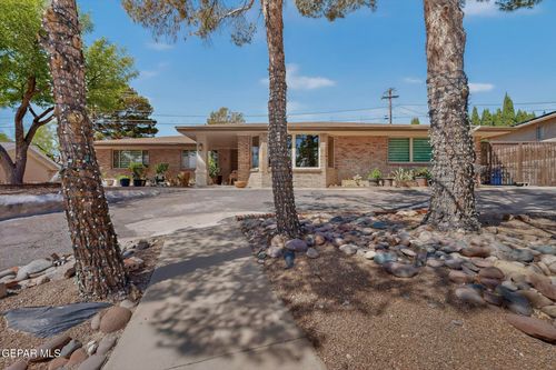 5721 Oak Cliff Dr, El Paso, TX, 79912-4111 | Card Image
