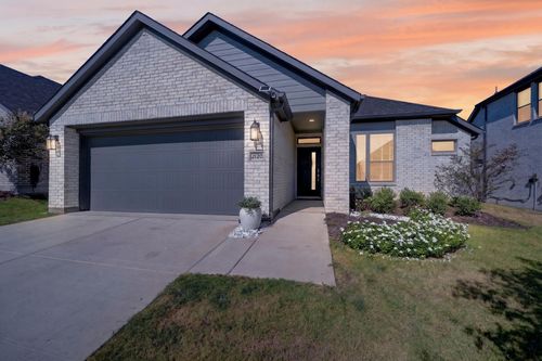 2120 Mossfield Ln, Forney, TX, 75126-3879 | Card Image