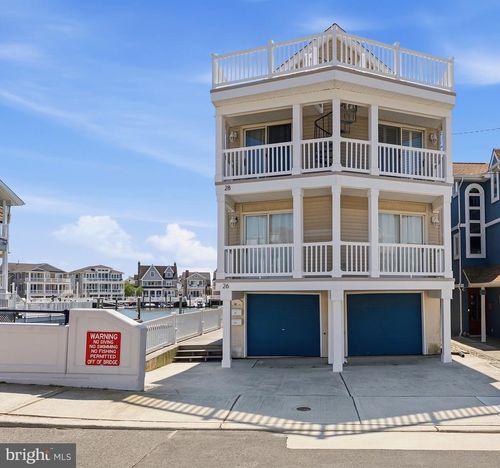 28 W 17th St, Ocean City, NJ, 08226-2924 | Card Image