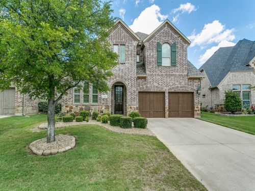 322 Hill Creek Ln, Grapevine, TX, 76051-1124 | Card Image