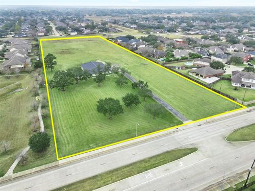 4002 Dixie Farm Rd, Pearland, TX, 77581-6923 | Card Image